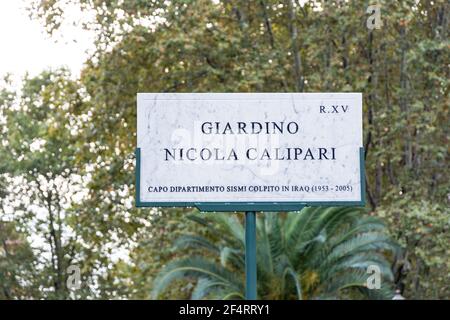 Roma, Italia - 06 ottobre 2018: Cartello stradale delle rovine del Parco Giardini Nicola Calipari, Roma Foto Stock