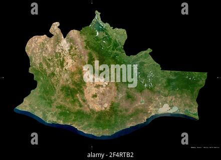 Oaxaca, stato del Messico. Immagini satellitari Sentinel-2. Forma isolata su nero. Descrizione, ubicazione della capitale. Contiene Copernicus Sen modificato Foto Stock