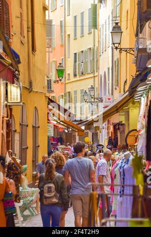 Negozi nella vecchia Nizza, nel sud della Francia Foto Stock