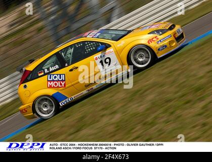 AUTO - ETCC 2004 - HOCKENHEIM 20040516 - PHOTO : OLIVIER GAUTHIER / DPPI ROLAND ASCH / FORD FOCUS ST170 - AZIONE Foto Stock