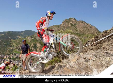 MOTO - PROVA CAMPIONATO DEL MONDO 2003 - ANDORRE 20030622 - FOTO : OLIVIER GAUTHIER / DPPI DOUGIE LAMPKIN (GBR) Foto Stock