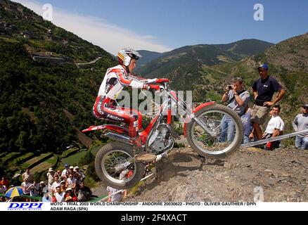 MOTO - PROVA CAMPIONATO DEL MONDO 2003 - ANDORRE 20030622 - FOTO : OLIVIER GAUTHIER / DPI ADAM RAGA (SPA) Foto Stock