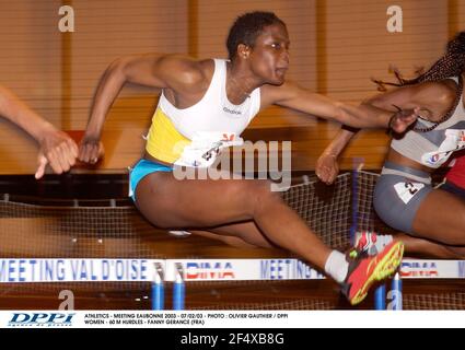 ATLETICA - MEETING EAUBONNE 2003 - 07/02/03 - FOTO : OLIVIER GAUTHIER / DPPI DONNE - 60 M HURDLES - FANNY GERANCE (FRA) Foto Stock