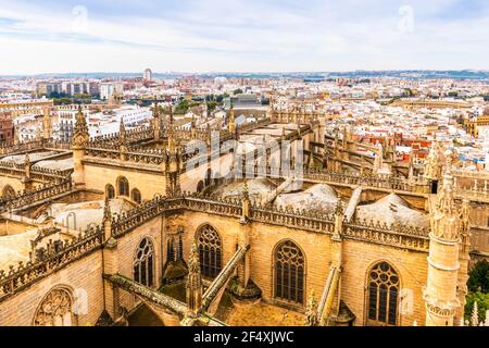 Panorama di Siviglia dalla Giralda in Andalusia, Spagna Foto Stock