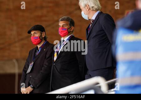 Joan Laporta del FC Barcelona durante la Liga Endesa match tra FC Barcelona e Movistar Estudiantes al Palau Blaugrana di Barcellona, Spagna. Foto Stock