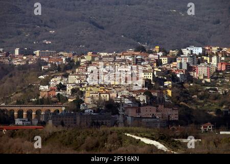 Isernia, Italia - 23 marzo 2021: Panorama della città Foto Stock