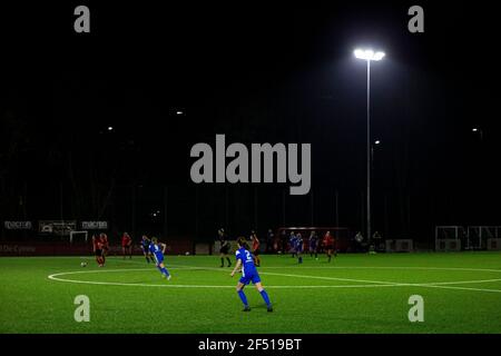 Vista generale del primo mezzo d'azione Cyncoed contro Abergavenny all'USW Sports Park nella Welsh Premier Women's League il 23 marzo 2021. Credito: Lewis Foto Stock