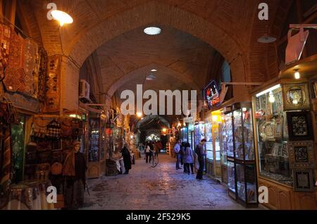 isfahan, iran - 22 marzo 2017: foto nel museo del palazzo di shah abbas Foto Stock