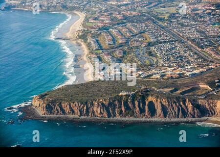 Pomeriggio veduta aerea della città di Dana Point, California, USA. Foto Stock