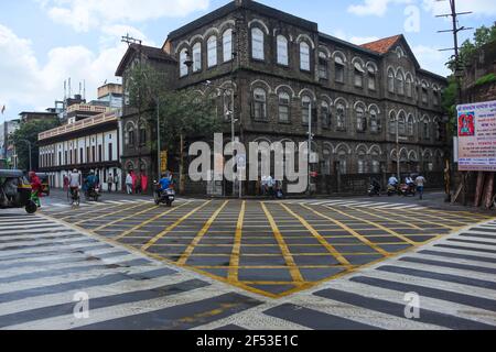 Zebra incrocia a Jijamata Chowk, Pune, Maharashtra, India. Foto Stock