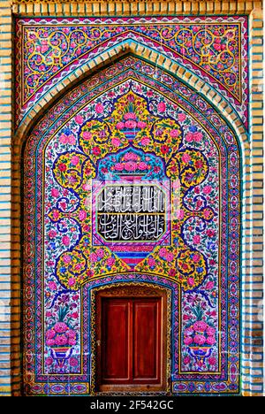 Geografia / viaggio, moschea Nasir ol Molk, Shiraz, costruito 1876 - 1888, vista esterna, diritti aggiuntivi-clearance-Info-non-disponibile Foto Stock