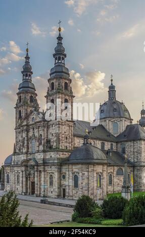 Geografia / viaggio, Germania, Assia, Fulda, Cattedrale di Fulda San Salvatore in serata, diritti aggiuntivi-clearance-Info-non-disponibile Foto Stock