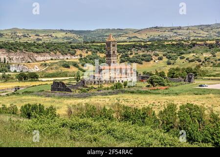 Geografia / viaggio, Italia, Sardegna, chiesa abbaziale Santissima Trinità di Saccargia, ex Camaldolese , diritti-aggiuntivi-clearance-Info-non-disponibile Foto Stock