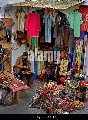 Scena di strada nel centro storico Medina Tangeri, Marocco, Africa del Nord, marocchino, Foto Stock