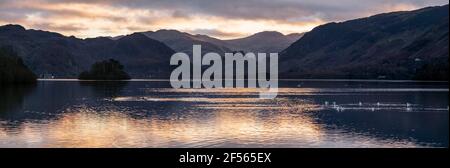 Derwentwater Tramonto nel Lake District Foto Stock