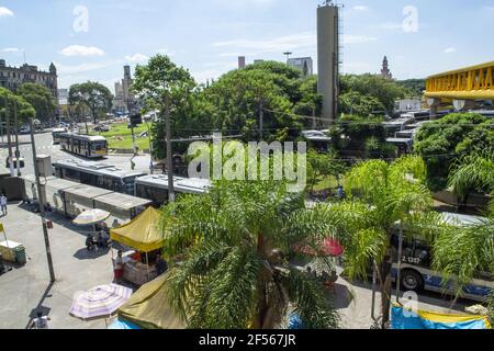 San Paolo, San Paolo, Brasile. 24 Marzo 2021. (INT) sciopero generale di autisti e conduttori pubblici di autobus a Sao Paulo. 24 marzo 2021, San Paolo, Brasile: C'è stata una fermata generale del servizio pubblico di autobus questo Mercoledì (24) in alcuni terminal degli autobus. La protesta si è svolta tra le 10:00 e le 12:00 e anche al Parque Dom Pedro Terminal.Credit: Leco Viana/Thenews2 Credit: LECO Viana/TheNEWS2/ZUMA Wire/Alamy Live News Foto Stock