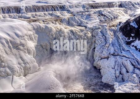 La primavera si scongela a partire da Frozen Chutes de la Chaudière a Quebec City, Canada Foto Stock