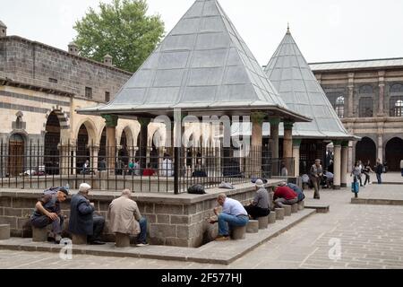 Diyarbakir-Turkey-05-02-2019: La Moschea di Ulu la Grande Moschea di Diyarbakır è la più antica e una delle più significative moschee dell'Anatolia. Foto Stock