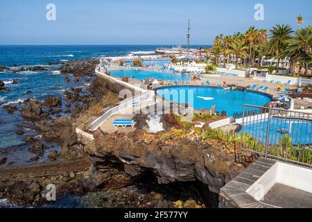 La piscina all'aperto del Lago Martianez a Puerto de la Cruz su Tenerife Foto Stock