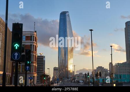 1 Blackfriars Road Bankside, London Tower Block. blackfriars Glass Building Foto Stock