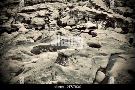 Le "poole glaciali" cominciarono a formarsi dopo l'ultima era glaciale, quando il fiume Deerfield iniziò a scorrere su queste rocce. Foto Stock