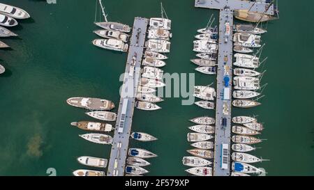 Vista aerea del drone di Marina di Palma, Maiorca, Maiorca, Isole Baleari, Mar Mediterraneo, Spagna, Europa Foto Stock