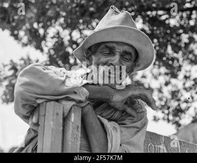 Questo uomo è stato sopportato uno schiavo nella contea di Greene, Georgia. Luglio 1937. Fotografia di Dorothea Lange. Foto Stock