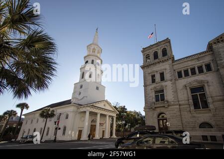 Charleston, South Carolina, USA - 23 febbraio 2021: I famosi quattro angoli di legge a Charleston, South Carolina. Foto Stock