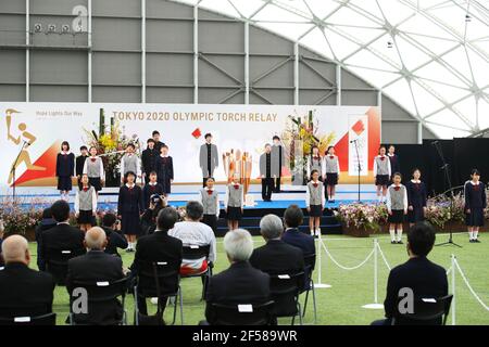 Prefettura di Fukushima, Giappone. 25 Marzo 2021. La cerimonia di inaugurazione del relè della torcia olimpica Tokyo 2020 al Fukushima National Training Center J-Village il 25 marzo 2021, nella prefettura di Fukushima, Giappone. Il relè della torcia durerà 121 giorni e visiterà tutte le 47 prefetture del Giappone. Credit: Naoki Morita/AFLO SPORT/Alamy Live News Foto Stock