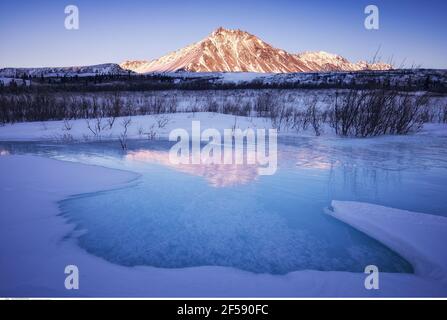 Geografia / viaggio, Stati Uniti, Alaska, monte, valle, Inverno, informazioni-aggiuntive-diritti-di-liquidazione-non-disponibili Foto Stock