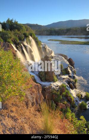 Geografia / viaggio, USA, Idaho, Swan Valley, Fall Creek Falls con Snake Rive, Additional-Rights-Clearance-Info-non-disponibile Foto Stock