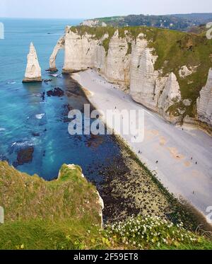 Vista della Porte d’Aval, lato ovest, vicino a Étretat Foto Stock