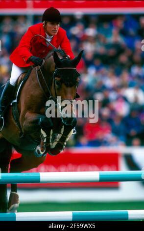 CSIO Masters, Spruce Meadows, settembre 1997, Lynn Obligado (ARG) a cavallo Aktion Foto Stock