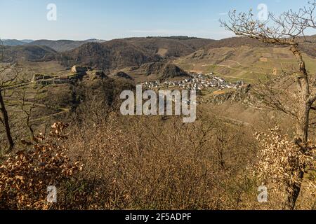 Castello di Saffenburg sull'Ahr a Rech, Germania Foto Stock