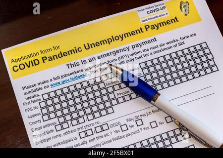 Irish COVID-19 modulo di richiesta di pagamento per la disoccupazione pandemica.