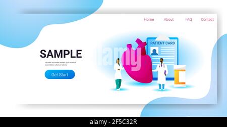 team di medici che esaminano la consultazione medica del cuore umano ispezione interna degli organi spazio di copia orizzontale completo del concetto cardiologico del trattamento dell'esame Illustrazione Vettoriale