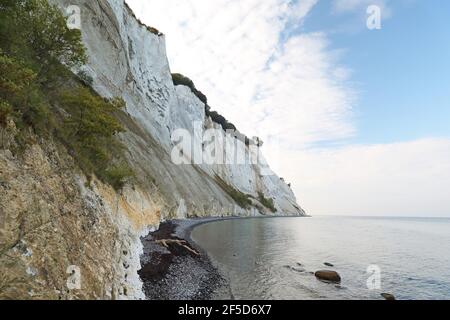 chalk Cliff Mons Klint, vista dalla costa del Mar Baltico, Danimarca, Borre Mon Foto Stock
