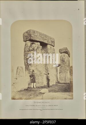 Stonehenge: Trilitoni (B e C) dal Sud Ovest. Col. Sir Henry James (British, 1803 - 1877) Foto Stock