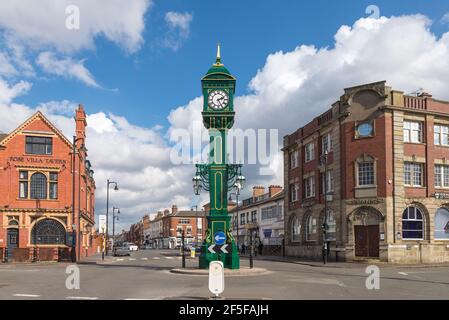 L'orologio Chamberlain è un orologio in ghisa di grado 2 edoardiano nel quartiere dei gioielli di Birmingham ed è stato recentemente restaurato Foto Stock