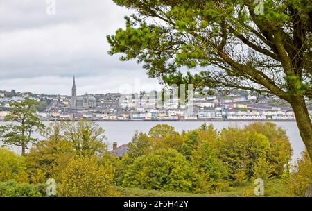 Cobh, una delle città più belle d'Irlanda. Porto di Cork Foto Stock