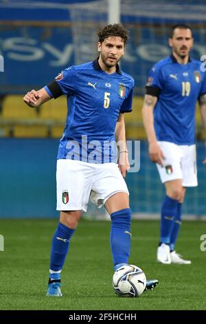 Parma, Italia. 25 Marzo 2021. Manuel Locatelli in azione durante la Coppa del mondo FIFA 2022, partita di qualificazione tra Italia e Irlanda del Nord allo stadio Ennio Tardini di Parma (Italia), 25 marzo 2021. Photo Andrea Staccioli/Insifefoto Credit: Insifefoto srl/Alamy Live News Foto Stock