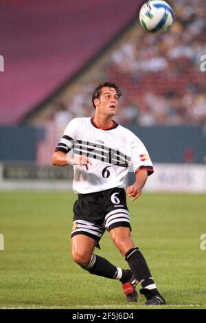 John Harkes di D.C. Unito in azione Foto Stock