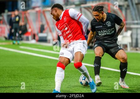 MAASTRICHT, PAESI BASSI - MARZO 26: Ruggero Mannes di Almere City FC durante la partita olandese di Keukenkampioendivisie tra MVV Maastricht e Almere ci Foto Stock