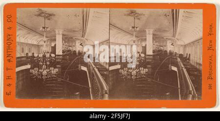 Salone principale del vaporizzatore 'Bristol', guardando a poppa.. Edward e Henry T. Anthony & Co. (Americano, fondato nel 1862, fuso nel 1902) Foto Stock