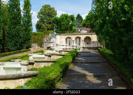 Brunnen Arcade im öffentlichen Wasserparadies nel Baden-Baden Foto Stock