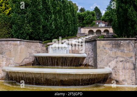 Brunnen Arcade im öffentlichen Wasserparadies nel Baden-Baden Foto Stock