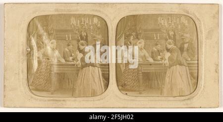 Tre donne che giocano le billards, uomo in cappello che guarda. Sconosciuto Foto Stock