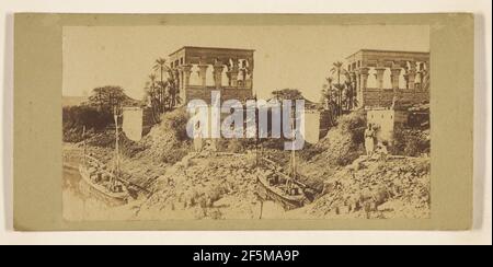 Le Temple hypethre sur l'ile de Philae (n. 1).. Attribuito a Francis Frith (inglese, 1822 - 1898) Foto Stock