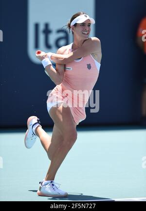 Miami Gardens, Florida, Stati Uniti. 26 Marzo 2021. Naomi Osaka Vs Ajla Tomljanovic al Miami Open 2021di Hard Rock Stadium il 26 marzo 2021 a Miami Gardens, Florida. Credit: Mpi04/Media Punch/Alamy Live News Foto Stock