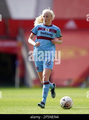 West Ham United's Grace Fisk durante la partita della Super League femminile di fa a Old Trafford, Manchester. Data immagine: Sabato 27 marzo 2021. Foto Stock